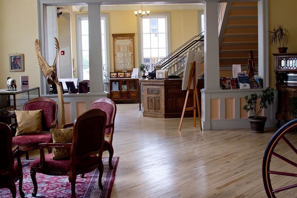 Windsor Hotel lobby
