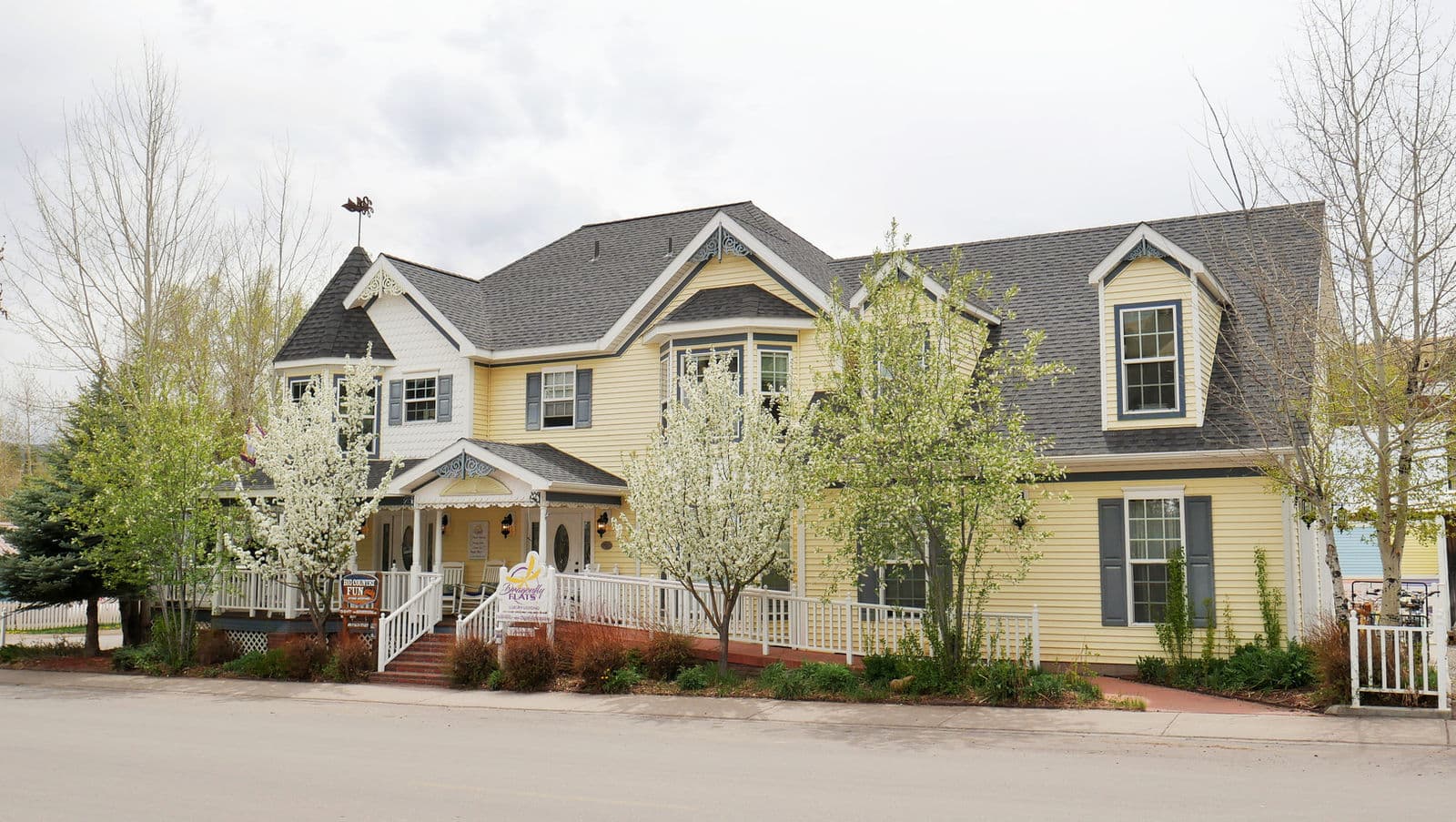 Dragonfly Flats